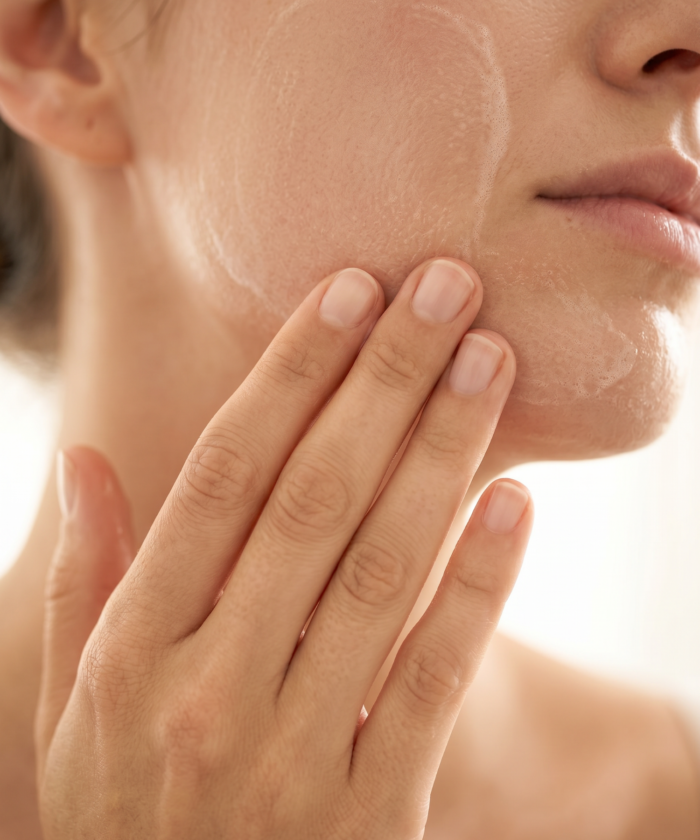 Daily Balance Glycolic Cleanser - Image 3