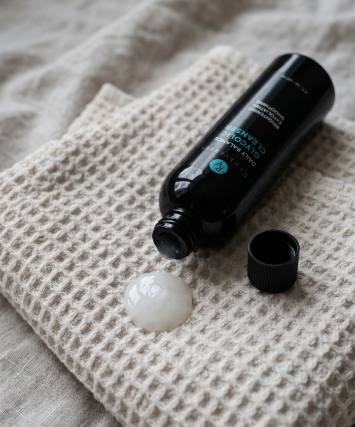 Daily Balance Glycolic Cleanser - Image 7